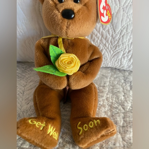 💛 RETIRED TY BEANIE BABY BEAR “BANDAGE”. RARE! DATED 2004! MWMT! APPROX 8”. - Picture 2 of 7